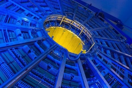 Resultado de imagen de Cuando se inaugurÃ³ el LHC todos temÃ­an que formara un agujero negro
