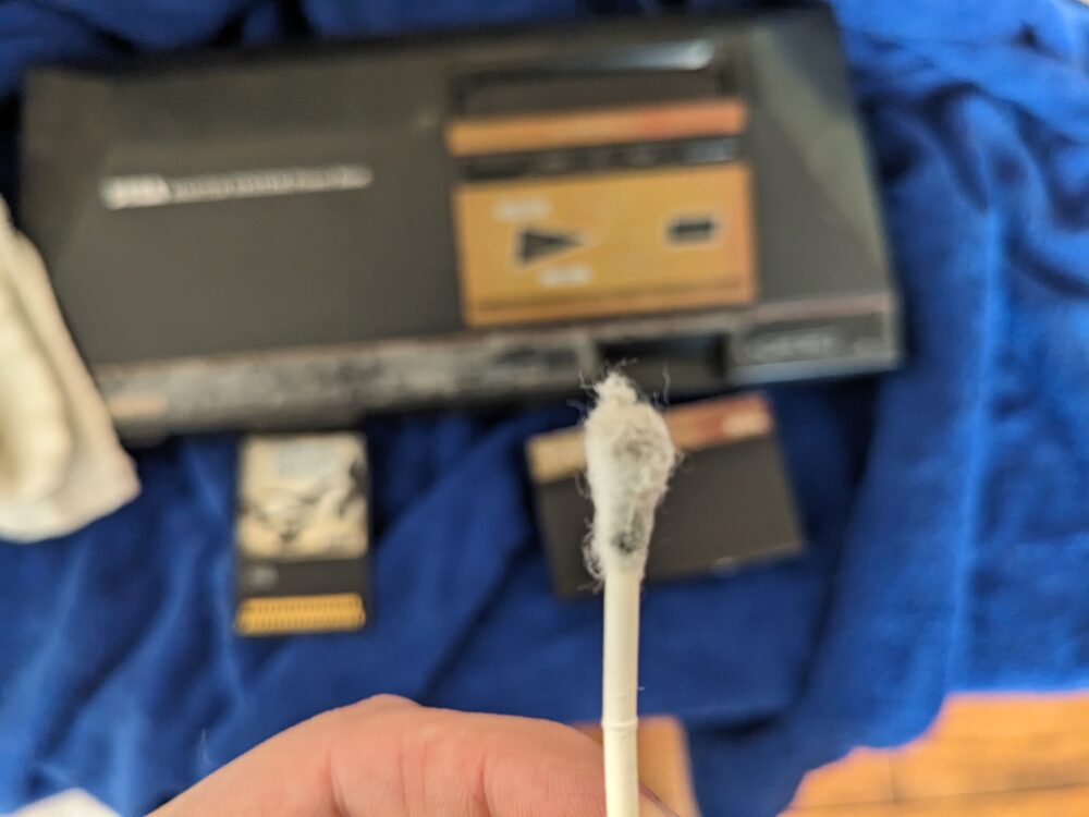 Salvataggio di un Sega Master System da una casa demolita