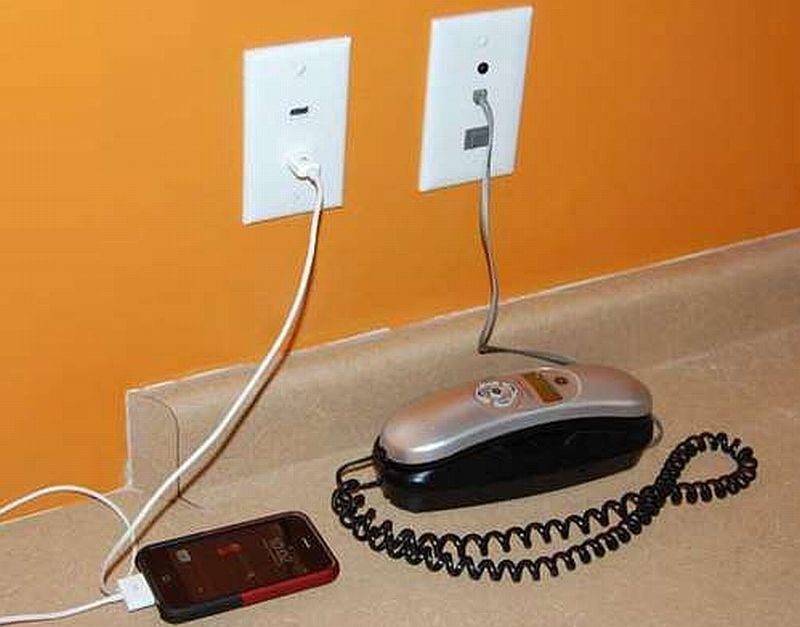 Cargador USB de pared (Dentro de la pared)
