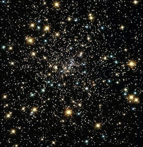 Primer planeta extrasolar con agua