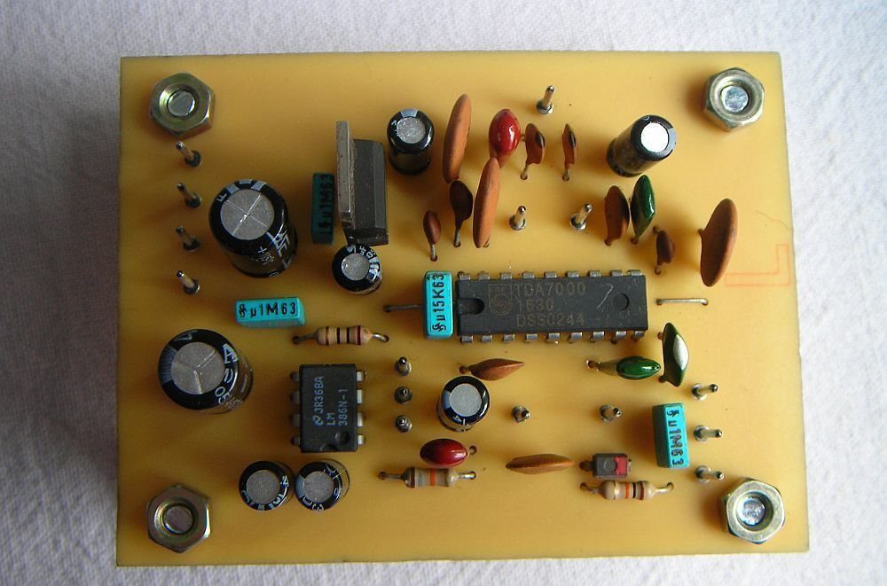 Mi primer receptor: TDA7000