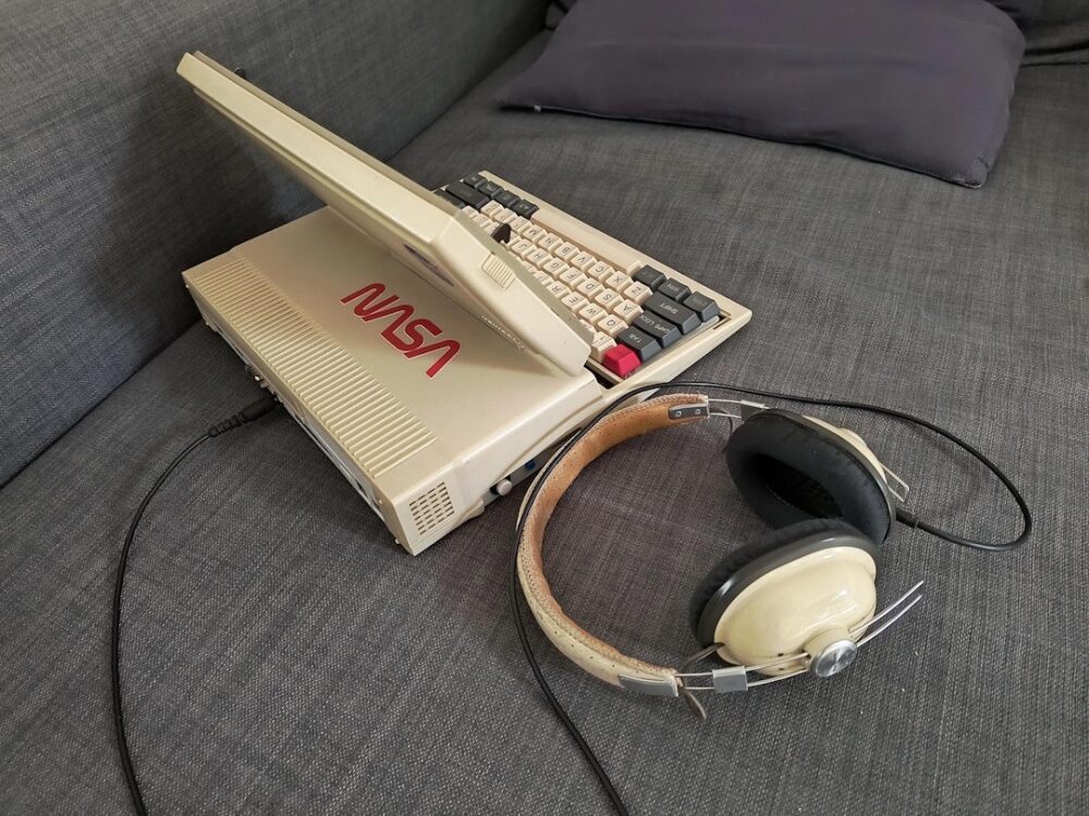 Ein Toshiba T1000 mit einem Raspberry Pi wiederbeleben