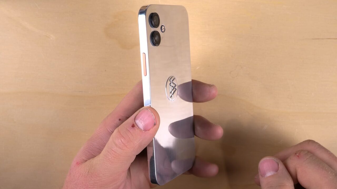Transforming an Aluminum Block into an iPhone