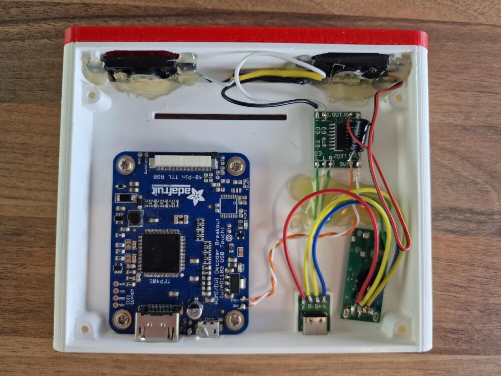 Jak trudno jest zbudować przenośny mini monitor?
