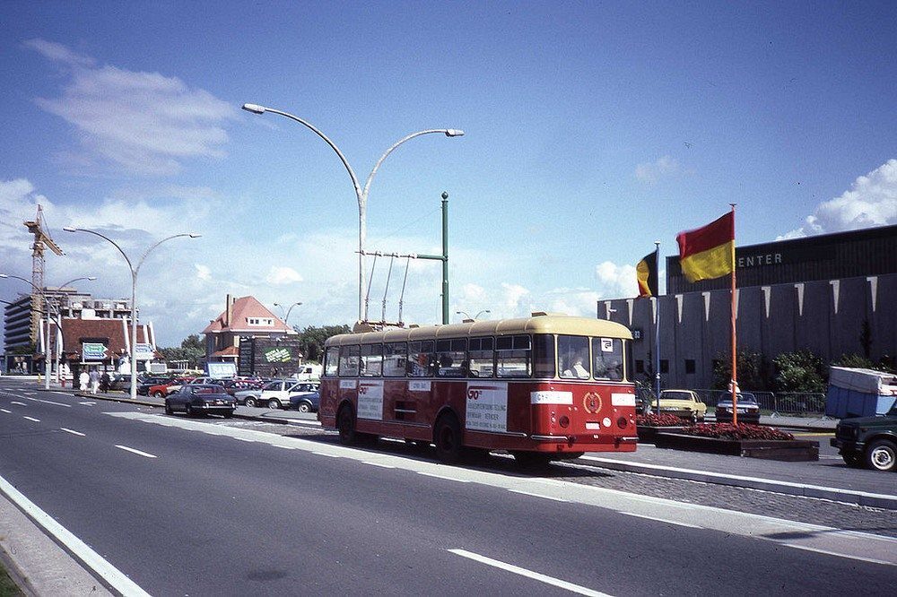 Gyrobus: Szwajcarski autobus elektryczny z kołem zamachowym
