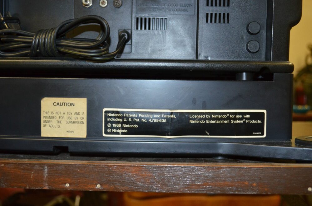 Sharp Nintendo Television: El televisor con una NES integrada