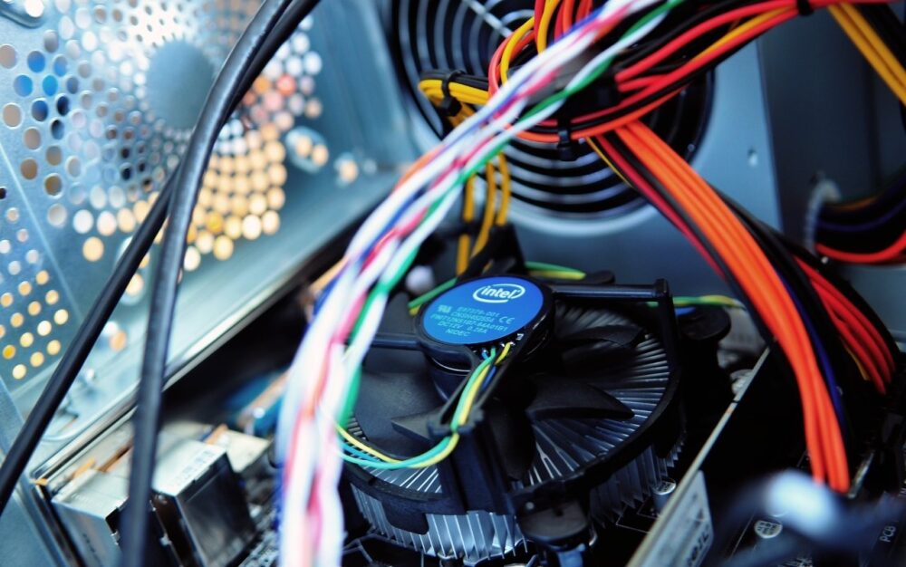 Cómo limpiar el polvo de tu PC