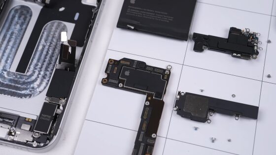 iPhone Frankenstein: Building a smartphone from AliExpress parts