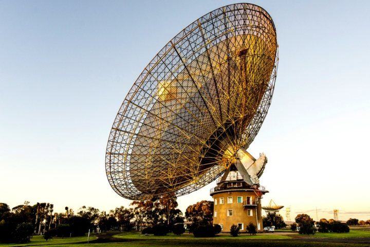 Breakthrough Listen: $100 Million to Find Aliens