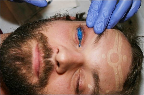 El primer tatuaje de ojo en el mundo