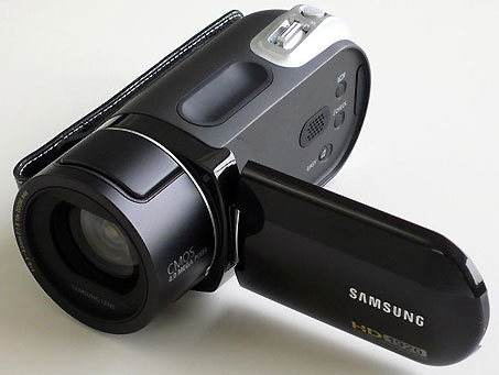 La nueva cámara de Samsung tiene las 3 "B": Buena Bonita y Barata