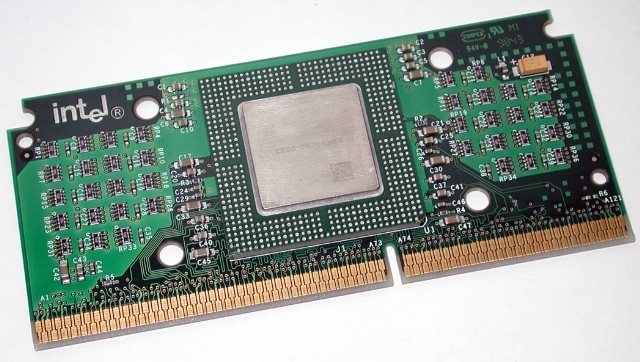 Los procesadores Intel Celeron-A, reyes del overclocking en su época, alcanzaban casi el doble de su frecuencia nominal sin despeinarse
