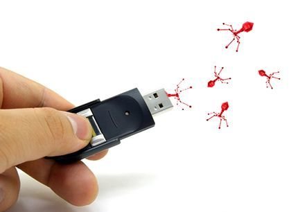 El principal medio de infección del gusano Conficker es a través de dispositivos USB
