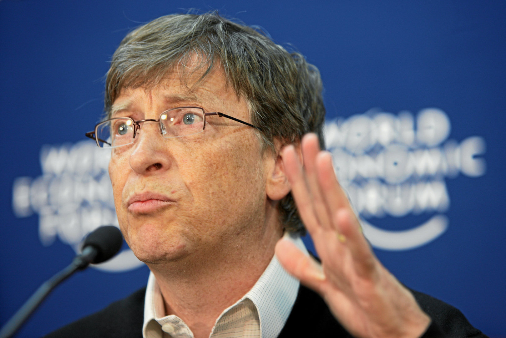 Bill Gates en problemas por mina de oro y plata