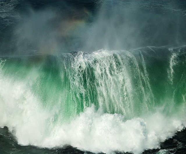 La ola más alta en la historia de España, con 26.13 metros