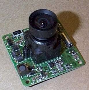 Spycam, con un pequeño sensor CCD.