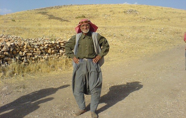 Un pastor kurdo encontró toda una colección de piedras extrañas.
