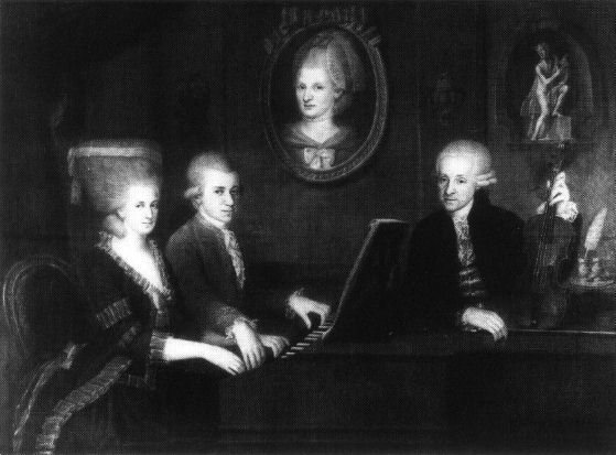 Mozart, junto a su padre y su madre