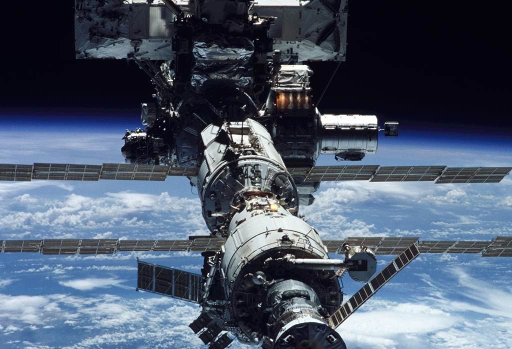El primer nodo de la Internet galáctica fue instalado en la Estación Espacial Internacional.