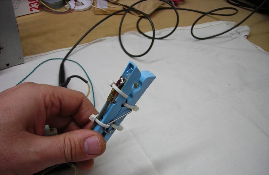 El receptor utilizará cable mallado para su conexión al circuito