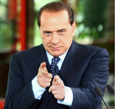 La mayoría de los ataques apuntan a Berlusconi como fuente del decreto.