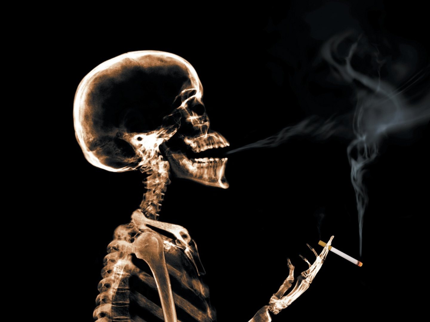 El tabaquismo, el consumo de alcohol o cocaína pueden provocar un accidente cerebrovascular.
