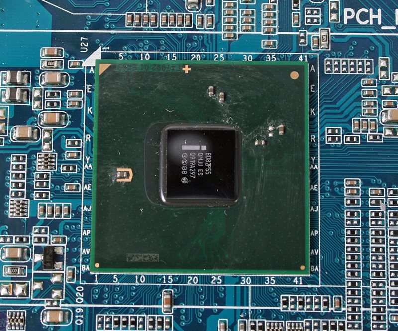 Intel r 4 series. P55 Chipset. Чипсет Интел х610. Чипсет p3b815.00. Intel c216 чип.