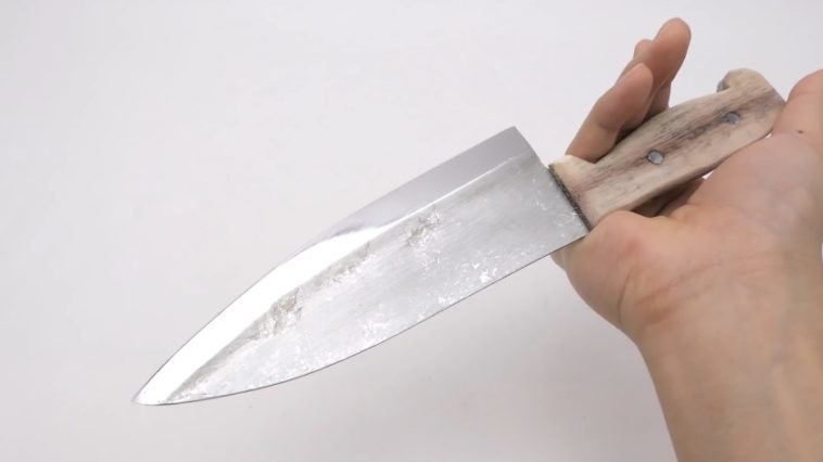 Profesor de escuela creativo sorpresa Cómo fabricar un cuchillo con papel de aluminio (vídeo) – NeoTeo