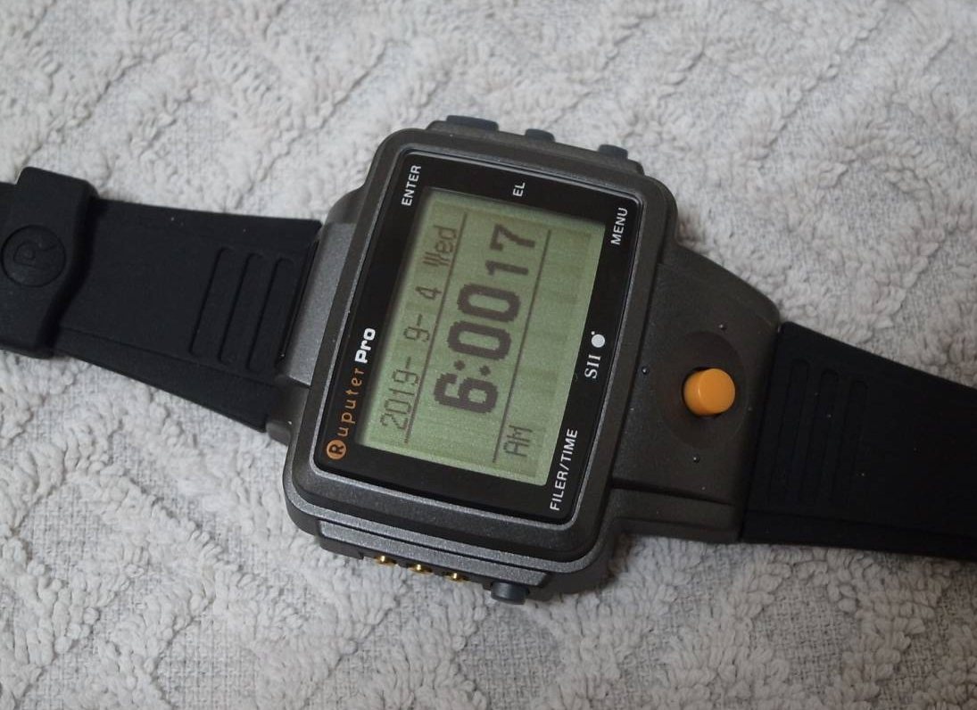 Seiko Ruputer Pro, un reloj inteligente suelto en los '90 – NeoTeo