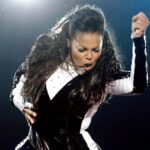 Janet Jackson destruye discos duros