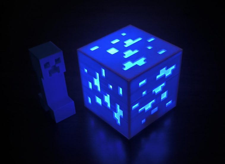 Construye una lámpara inspirada en la mena de diamante de Minecraft – NeoTeo