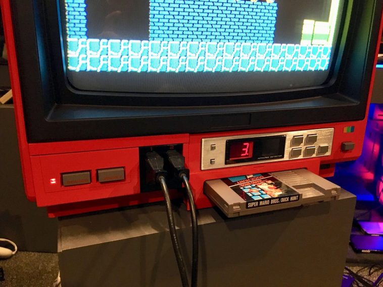 clon del Sharp C1 con una consola NES integrada