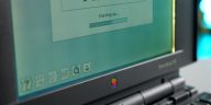 Cómo reparar y restaurar un Apple PowerBook 150 de 1994