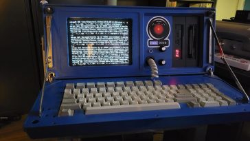 Cyberdeck retro con hardware industrial